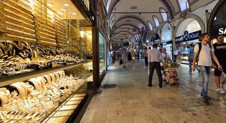 Altının Düştü Millet Kapalı Çarşı’ya Akın Etti