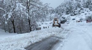 453 Şehir ve Köy Yolları Ulaşıma Kapandı
