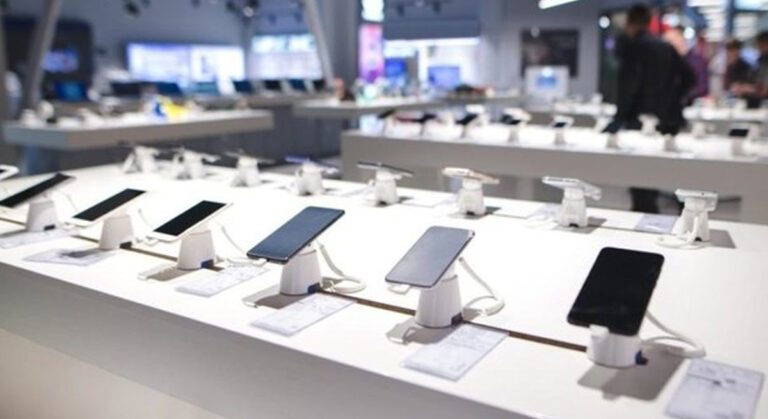 Cep Telefonlarında İndirim Konusunda Samsung ve Huawei’den Açıklama
