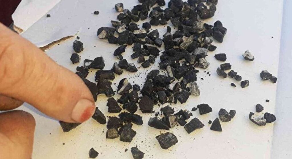 Osmaniye Kadirli İlçesinde Gökten Taş Yağdı