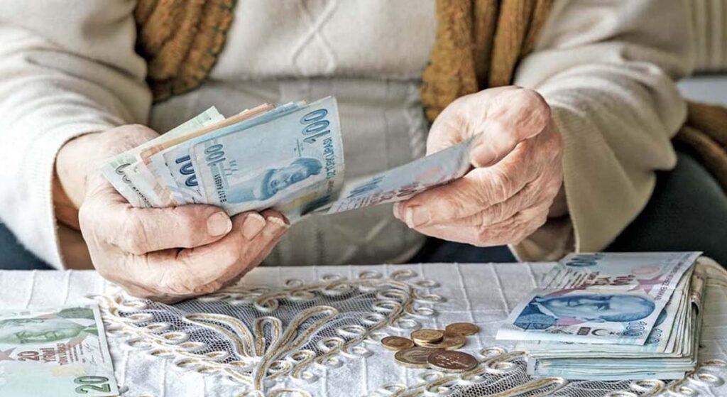 Emekli Maaşları İçin Talimat Verildi