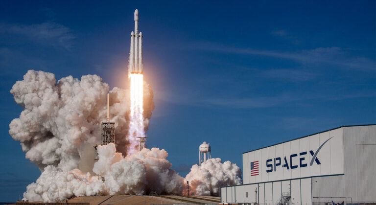 3 Eski SpaceX Mühendisi Pizza Satmaya Başladı
