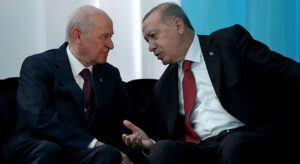 Cumhurbaşkanı Recep Tayyip Erdoğan Devlet Bahçeli’nin Evine Sürpriz Bir Ziyaret Gerçekleştirdi