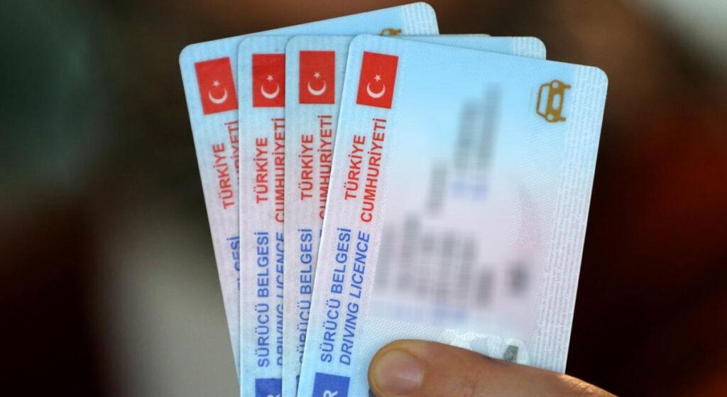 Eski Ehliyetler Tarih Oluyor