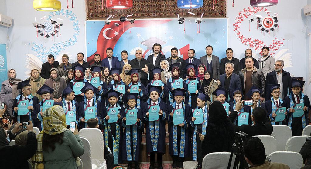 Türkiye Maarif Vakfı Mezar-ı Şerif’te Öğrencilere Büyük Sevinç Yaşattı