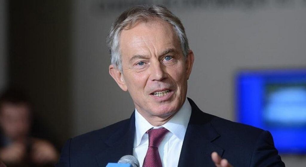 İngiltere’de Yüzbinlerce Kişi Tony Blair’ın ‘Şövalyelik Unvanı’nın İptalini İstiyor