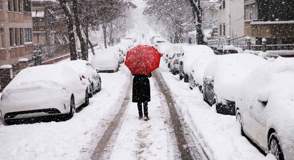 İstanbul ve Çok Sayıda İlde Şiddetli Kar Yağışı!