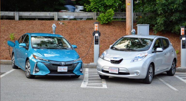 2021’de Elektrikli ve Hibrit Otomobil Satışları Artış Gösterdi