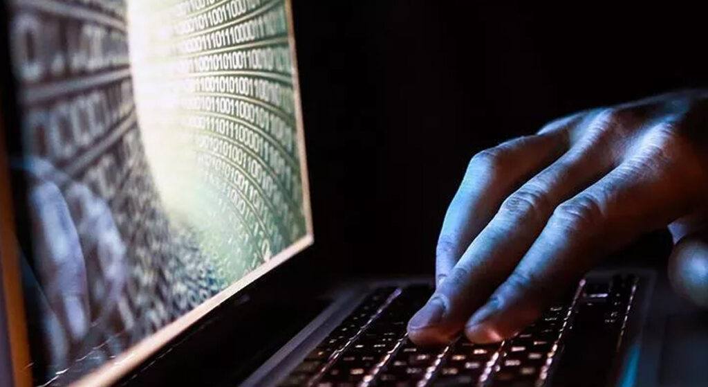 Siber Saldırılar Zarar Vermeye Devam Ediyor