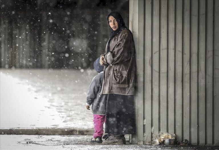 İran’da Ev Reisi Dul Kadın Olmak, Ateşten Gömlek Gibi