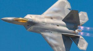 ABD, BAE’ye F-22 Filosu Konuşlandırıyor