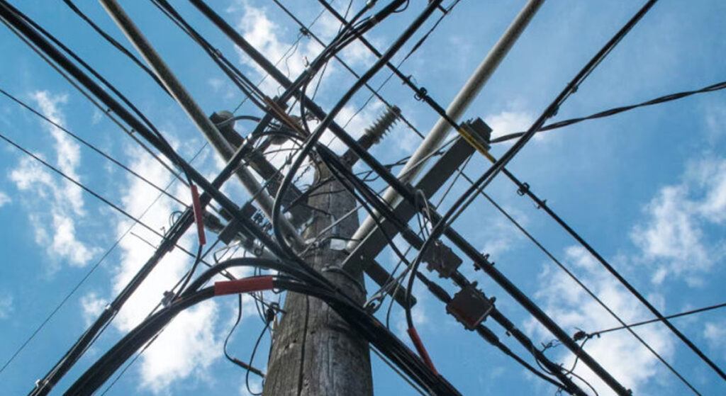 Kongo’da Kopan Elektrik Kablosu 26 Kişiyi Çarparak Öldürdü