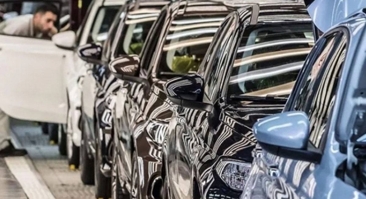 İhracat Düştü: Otomotiv’i Elektrik ‘Çarptı’