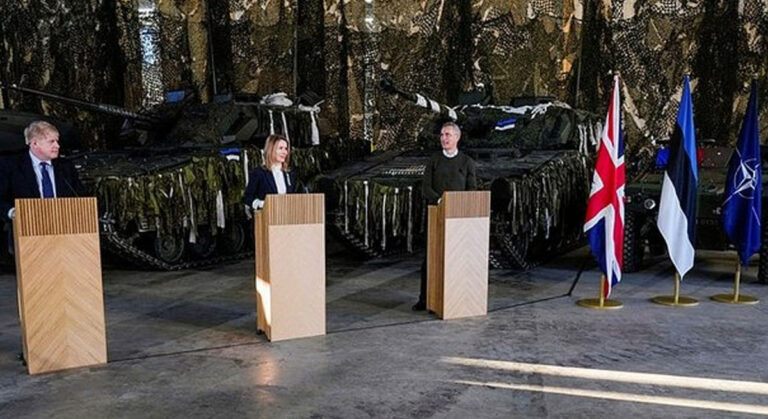 İngiltere Başbakanı Johnson: Ukrayna’da Rus Güçleri İle Savaşmayacağız!