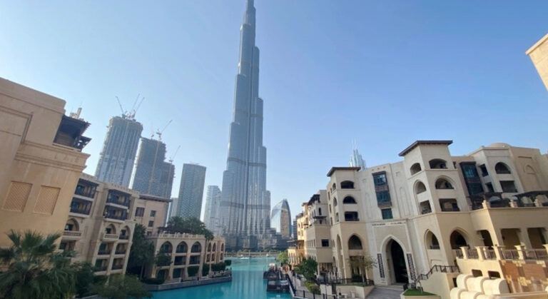 Dubai, Yaptırımlardan Kaçan Zengin Ruslara Kapı Açıyor