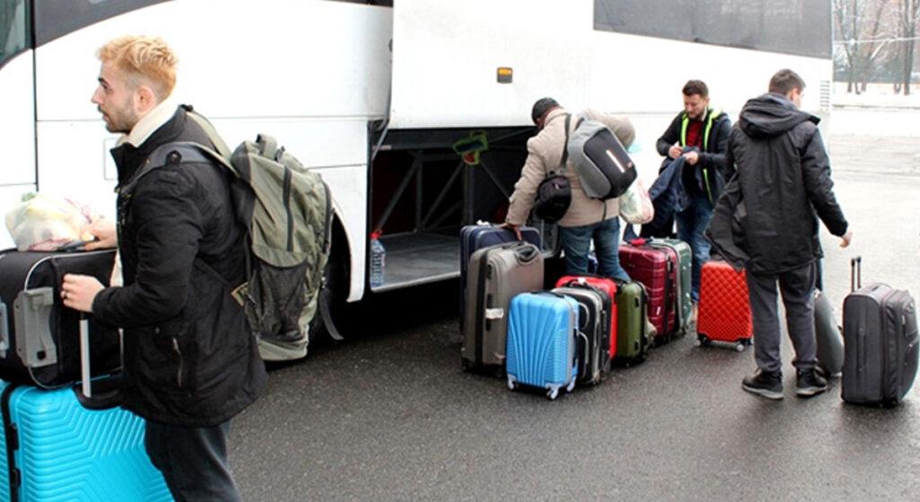 Mariupol’de Mahsur Kalan Türk vatandaşları Tahliye Edildi