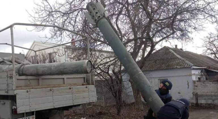 Rus Güçleri Yerleşim Alanına Roketle Saldırdı