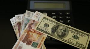 Rusya’da Yurt Dışı Döviz İşlemlerine Bazı Yasaklar Getirildi