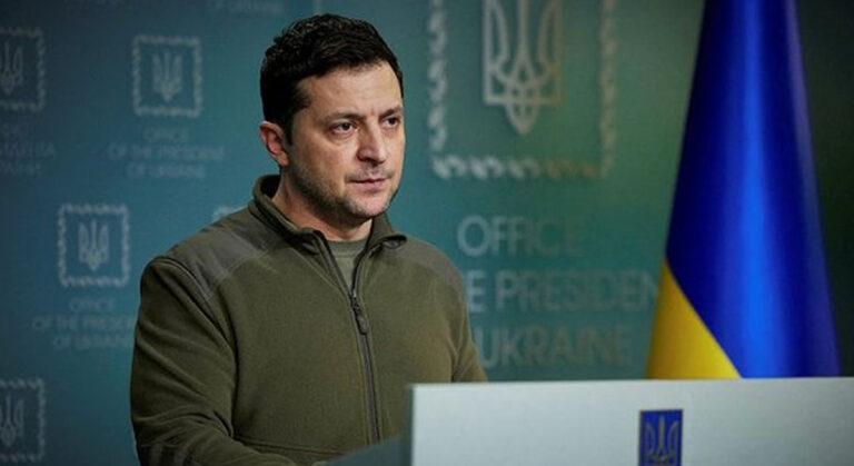 Ukrayna Başkanı Zelenskiy Kiev’den Kaçtı Mı? İddialara Yanıt Geldi