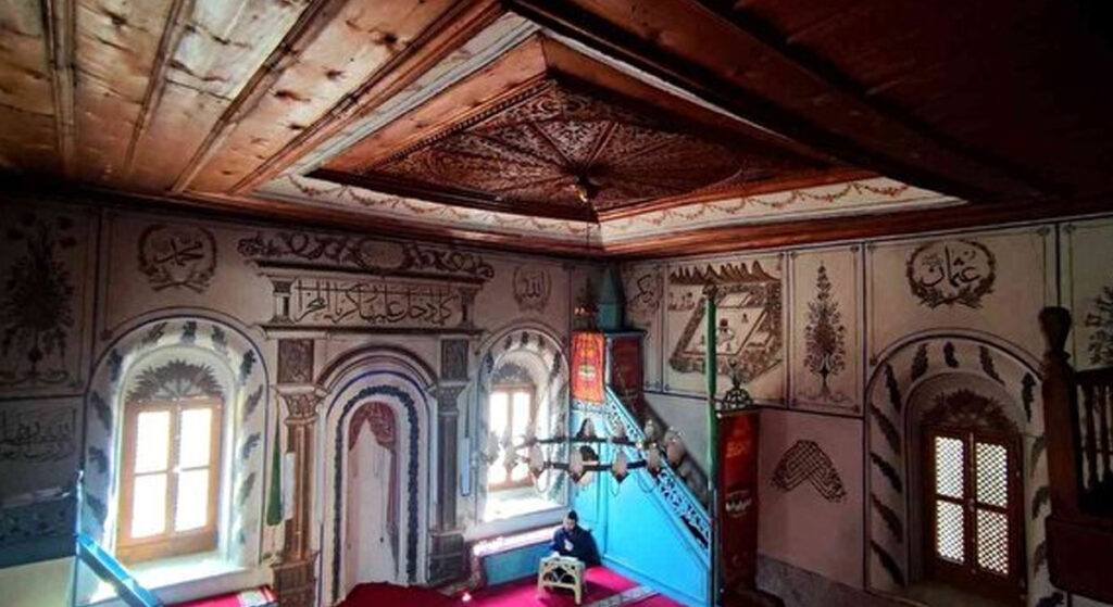 Dünyanın Her Yerinden Tarihi Camiye Büyük İlgi