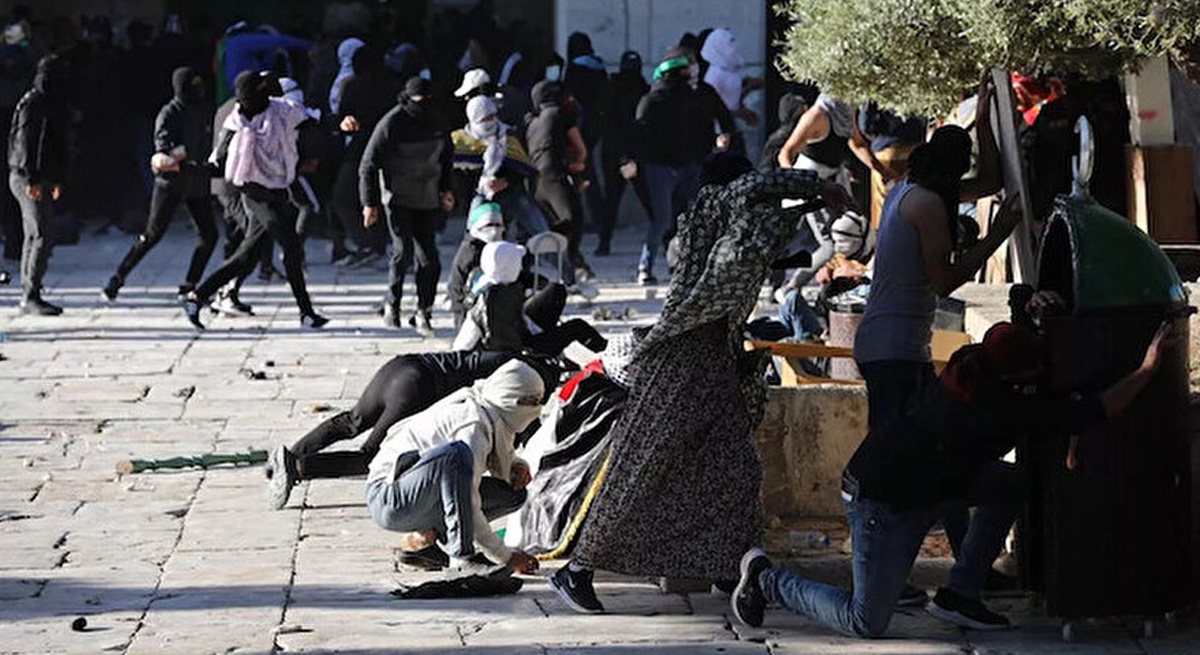 İsrail Polisi Ramazan Ayında Bile Durmuyor!