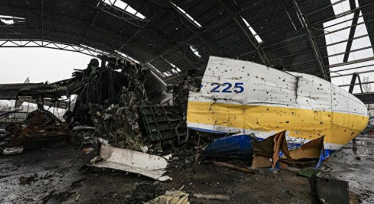 Dev Uçak Küle Döndü!