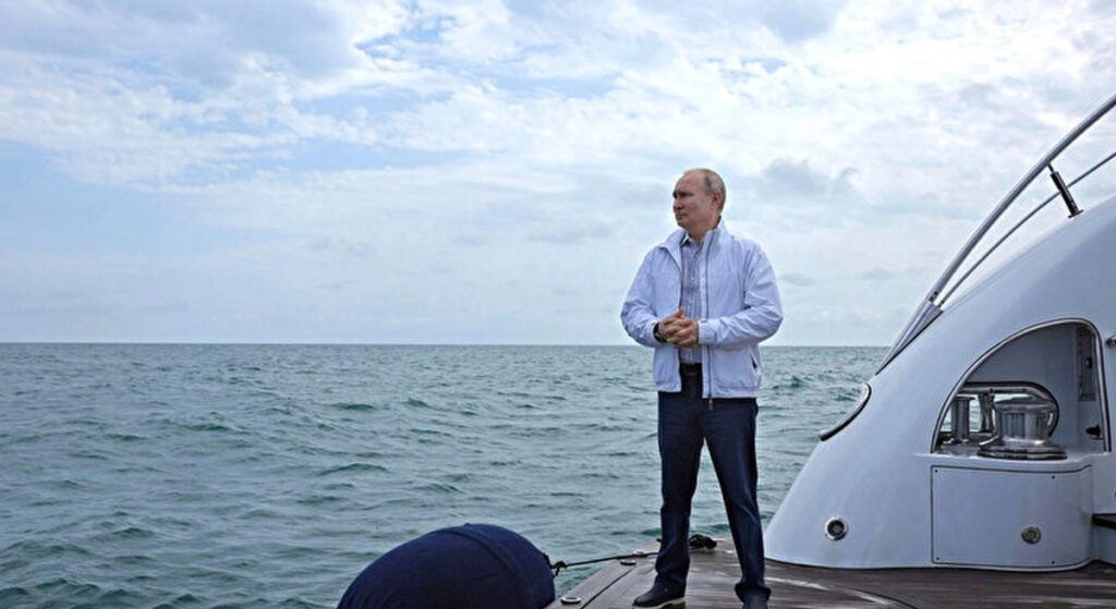 Putin’e Ait Olduğu İddia Edilen Lüks Yata El Konuldu!